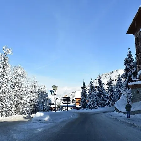 2p A Meribel, Proche Commerces Et Pistes, Parking Inclus - Fr-1-180-120 Apartament *